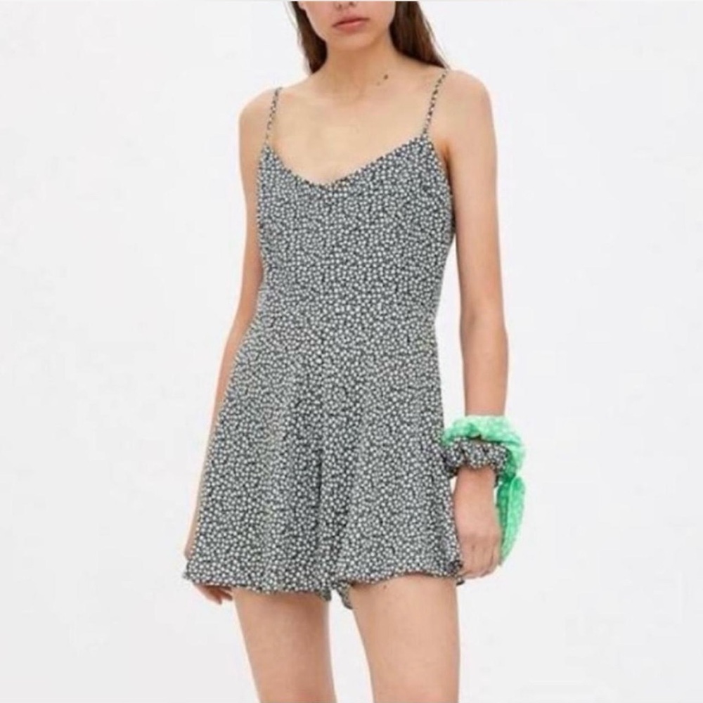 Zara Black Floral V Neck Romper Size Small